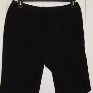 Casual Black Bermuda Short